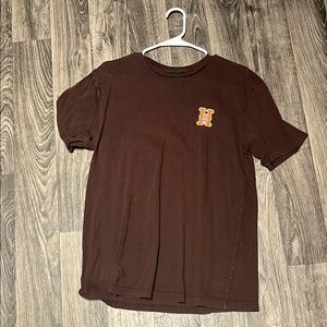 Brown Short Sleeve Tee with Embroidered Design